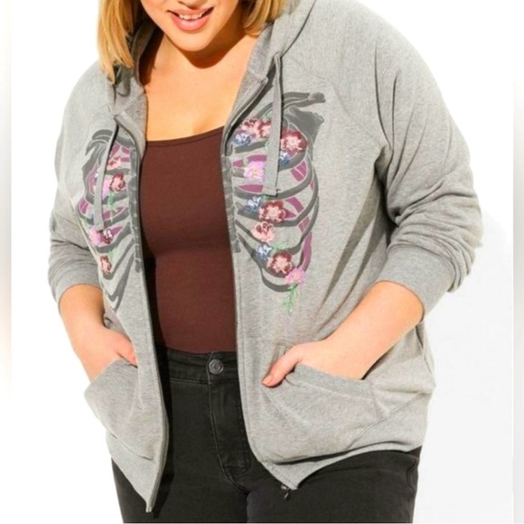 Torrid Floral Skeleton Rib Classic
Gray Full Zip Fleece Hoodie - Picture 8 of 9